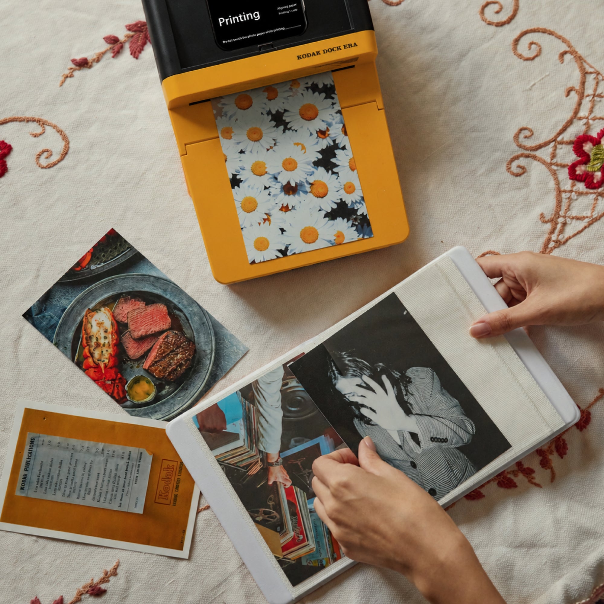 KODAK Dock Era 4x6 Inch D600 Photo Printer 50 Sheet Bundle