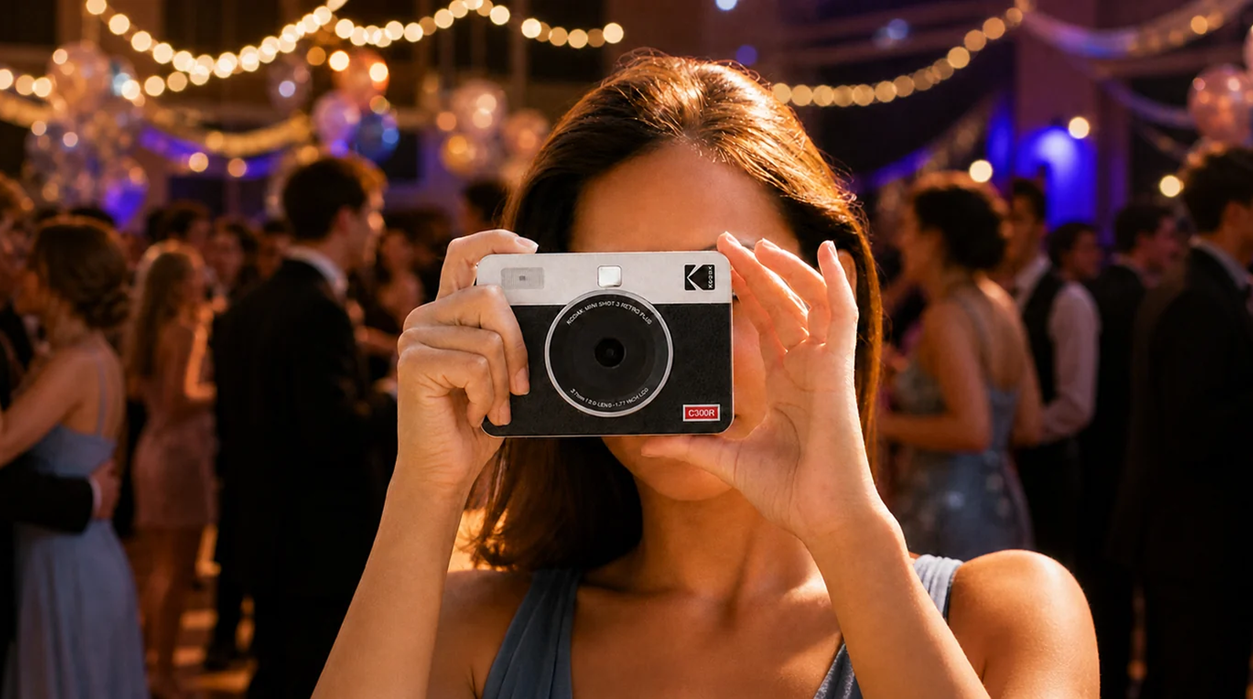 The Ultimate School dances Photo Booth Kit: How to DIY a Photo Station with Kodak